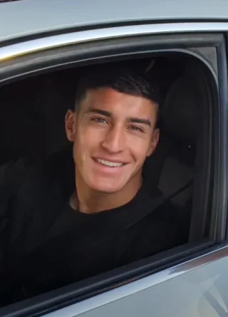 Alejandro Zendejas height profile photo