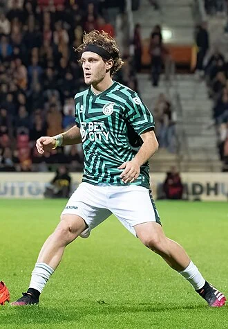 Alen Halilović height profile photo