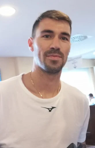 Alessio Romagnoli height profile photo
