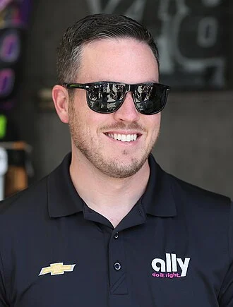 Alex Bowman height profile photo