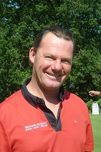 Alex Čejka height profile photo
