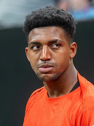 Alex Freeman height profile photo