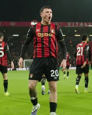 Álex Jiménez (footballer, born 2005) height profile photo