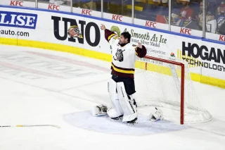 Alex Lyon (ice hockey) height profile photo