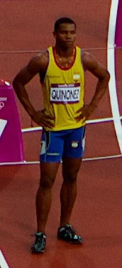 Álex Quiñónez height profile photo