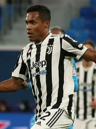 Alex Sandro height profile photo