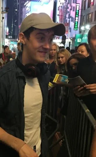 Alex Sharp height profile photo