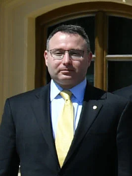 Alex Vindman height profile photo