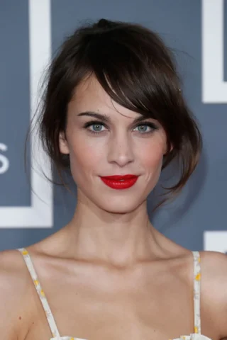 Alexa Chung height profile photo