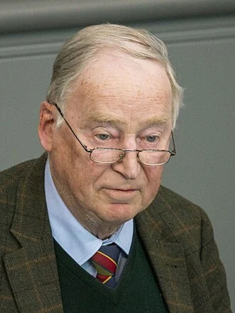 Alexander Gauland height profile photo