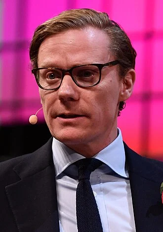 Alexander Nix height profile photo