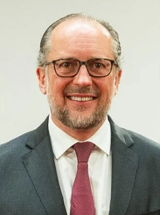 Alexander Schallenberg height profile photo