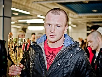 Alexander Shlemenko height profile photo