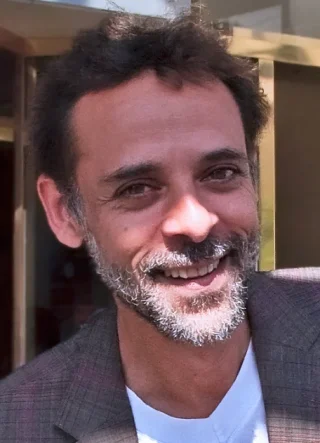 Alexander Siddig height profile photo