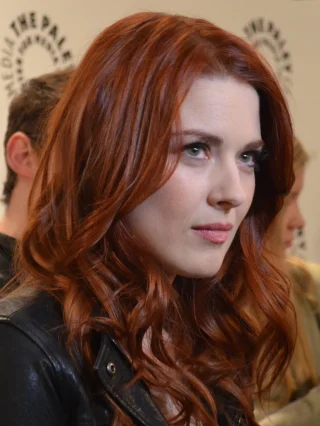 Alexandra Breckenridge height profile photo