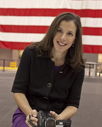 Alexandra Pelosi height profile photo