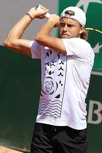Alexandre Müller height profile photo