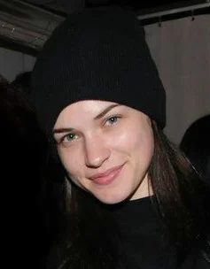 Alexis Knapp height profile photo