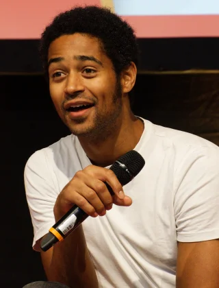 Alfred Enoch height profile photo