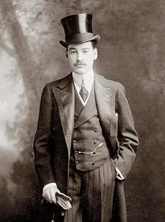 Alfred Gwynne Vanderbilt height profile photo