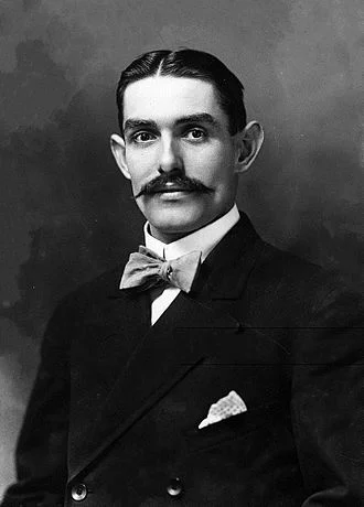 Alfred Shrubb height profile photo
