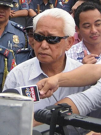 Alfredo Lim height profile photo