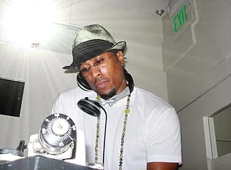Ali Shaheed Muhammad height profile photo