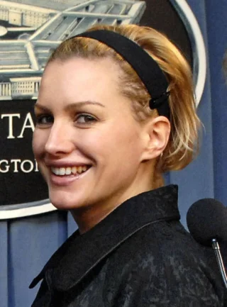 Alice Evans height profile photo