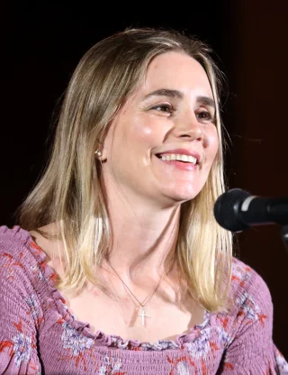 Alison Lohman height profile photo