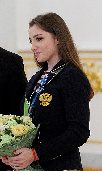 Aliya Mustafina height profile photo