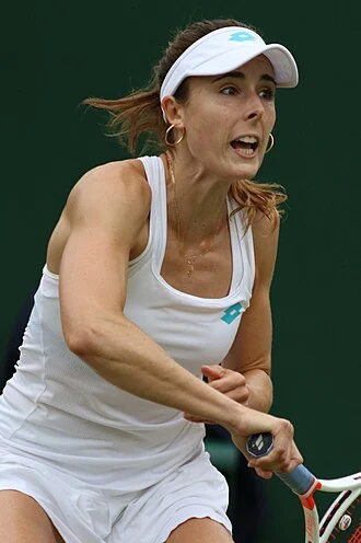 Alizé Cornet height profile photo