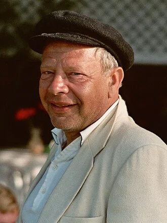 Allan Rich height profile photo