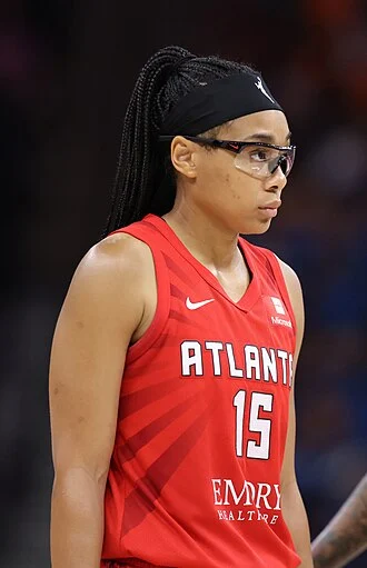 Allisha Gray height profile photo