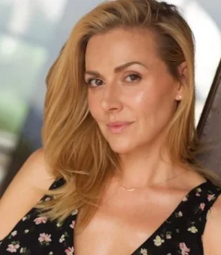 Allison McAtee height profile photo