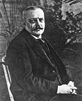 Alois Alzheimer height profile photo