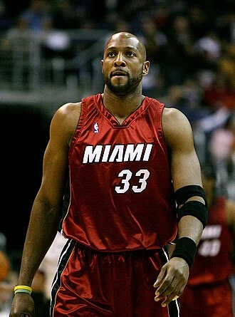 Alonzo Mourning height profile photo