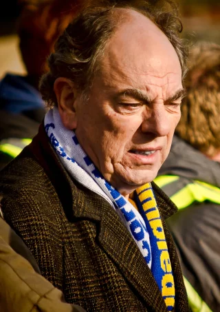 Alun Armstrong height profile photo