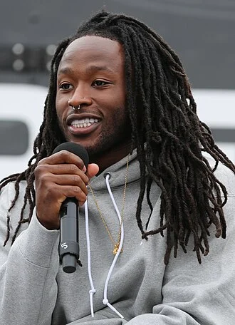 Alvin Kamara height profile photo