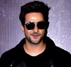 Aly Goni height profile photo