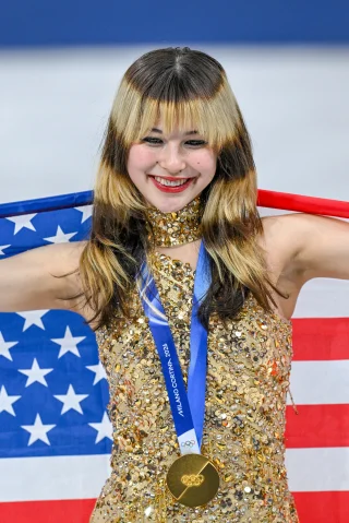 Alysa Liu height profile photo