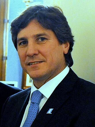 Amado Boudou height profile photo