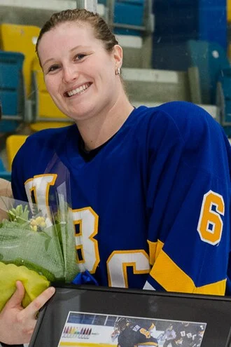 Amanda Asay height profile photo