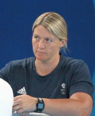 Amanda Coulson height profile photo