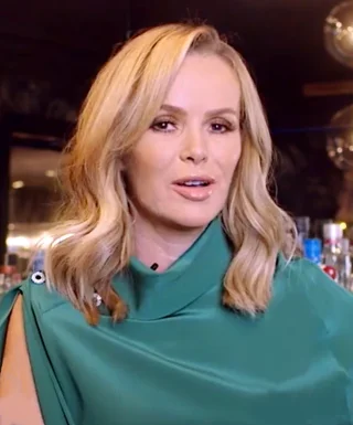 Amanda Holden height profile photo