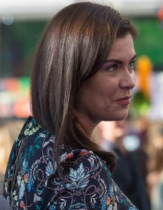 Amanda Lamb height profile photo