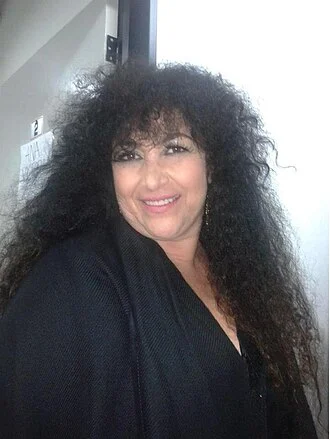 Amanda Miguel height profile photo