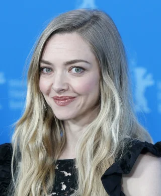 Amanda Seyfried height profile photo