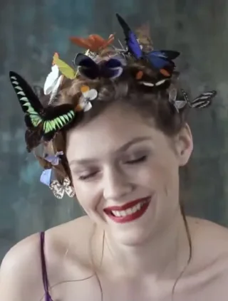 Amber Anderson height profile photo