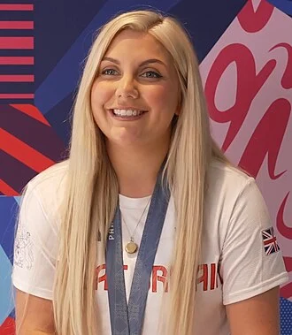 Amber Rutter height profile photo