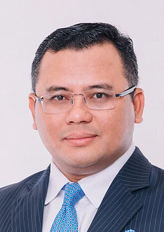 Amirudin Shari height profile photo